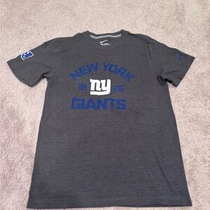 Nike Gray New York Giants Tee with Blue & White Logo